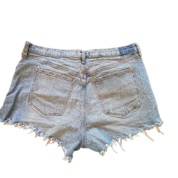 Abercrombie & Fitch Curve Love High Rise Mom Denim Jean Shorts 34 18 - Picture 3 of 6